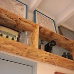 Hôtel Des Arts, Artisanal et Indépendant